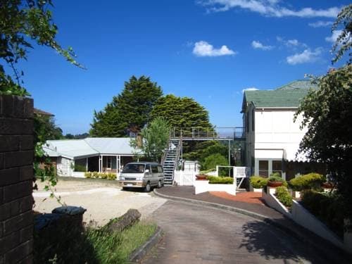 The Cecil Guesthouse - photo 17