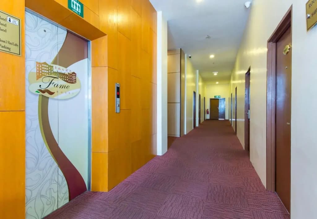 Fame Hotel - photo 11