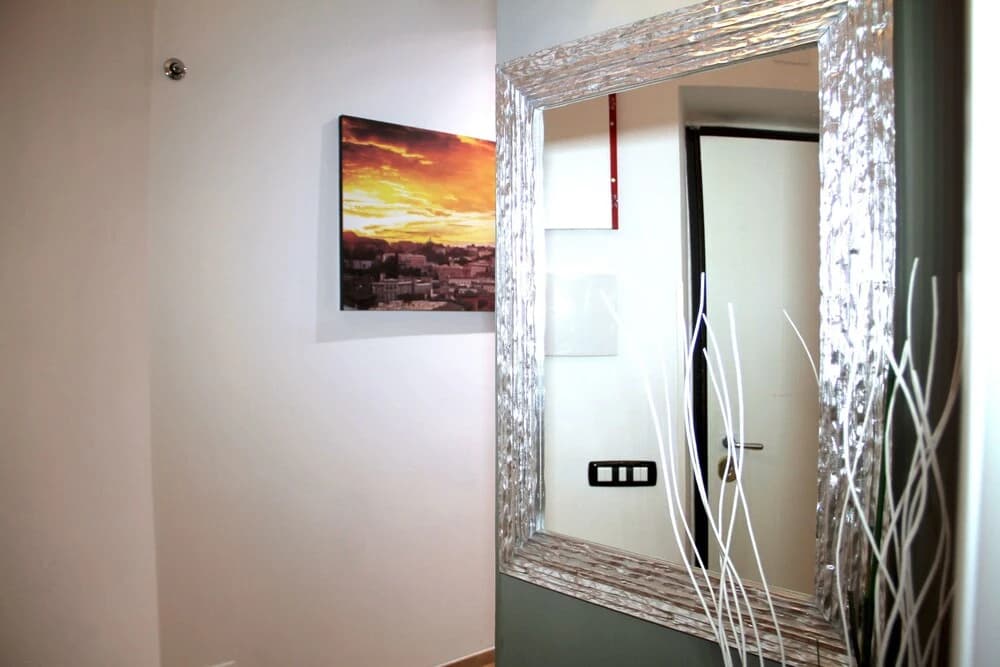 St Peter Square Apartment - photo 5
