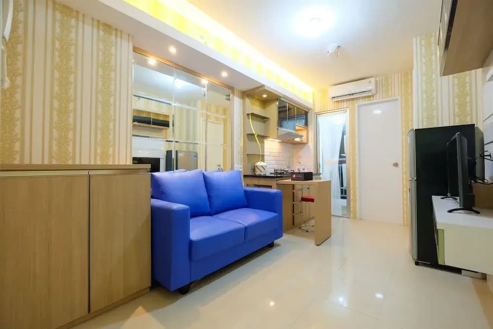 Cozy & Affordable Bassura City Apartment - photo 4