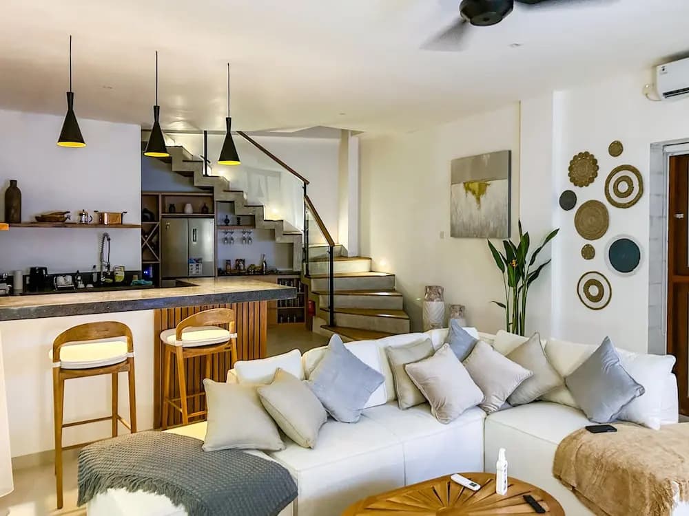 Villa Ozkar - Elegant 3 Bedroom Villa with Pool & Sunset Terrace - photo 20
