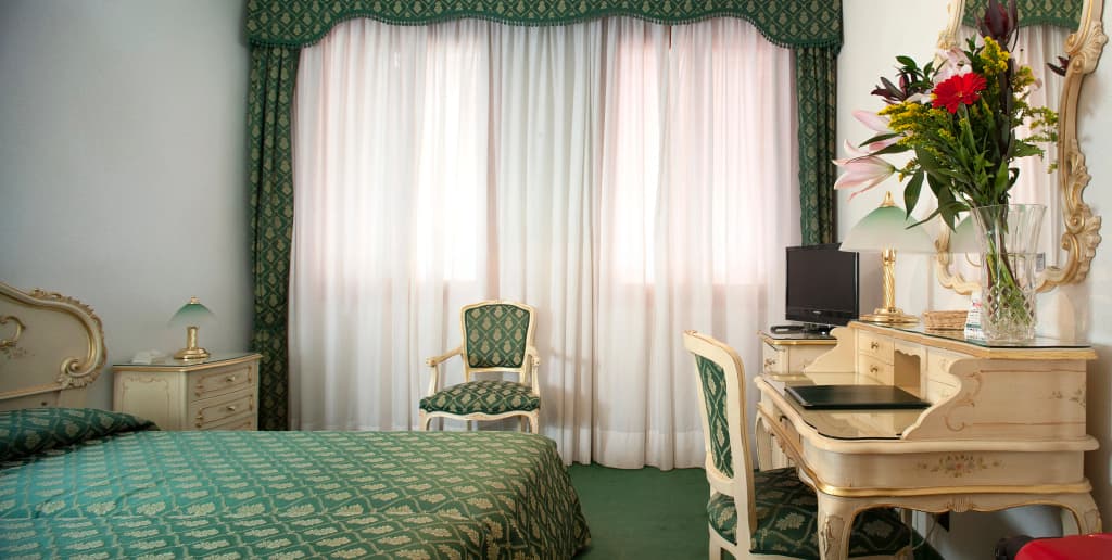 Albergo Commercio e Pellegrino - photo 3