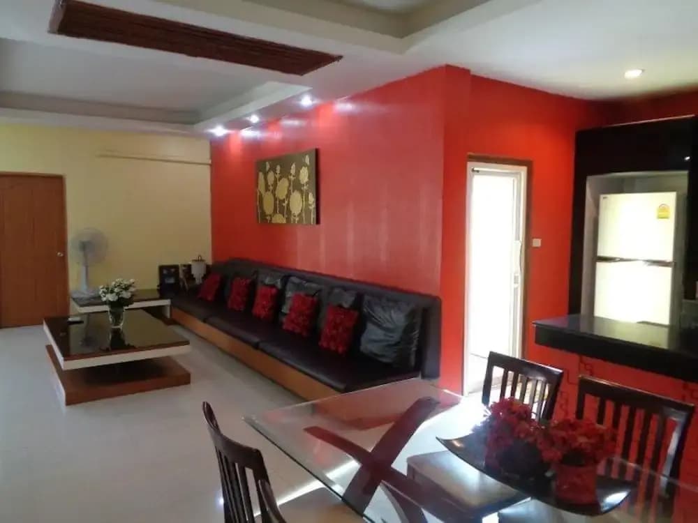 4 Bedroom Private Pool Bungalow Walking Street 15 Min Ride Away - photo 24
