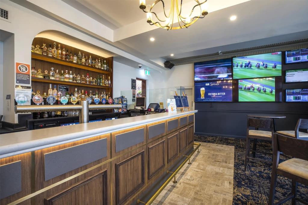 Nightcap at Pymble Hotel - photo 11