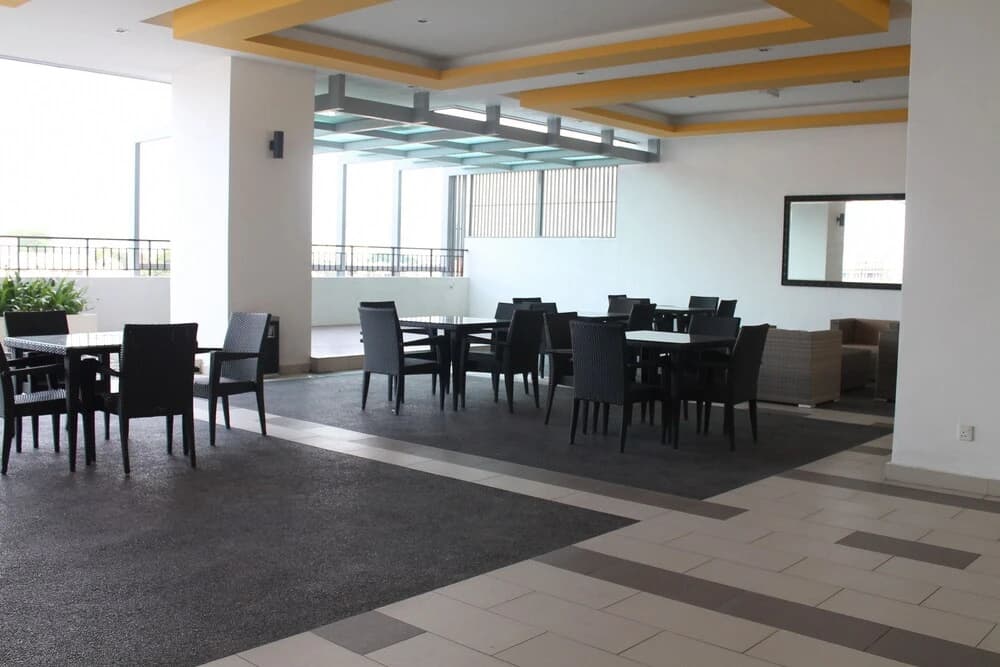 Ian's Majestic Condo - photo 22