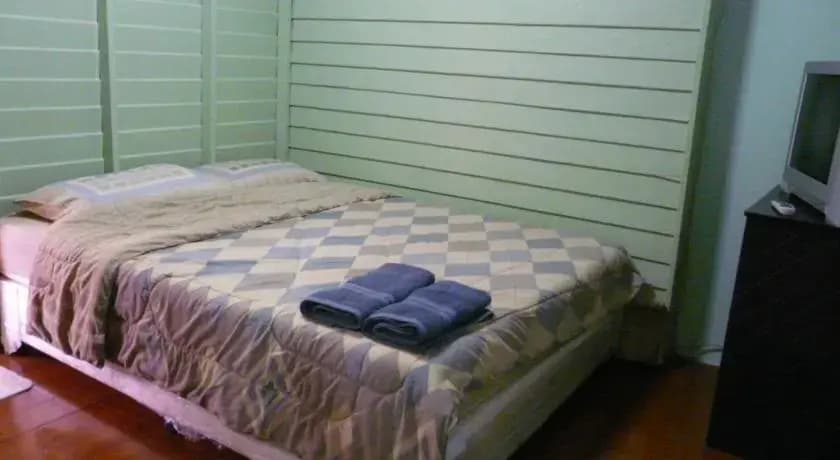 Jenny House - photo 2
