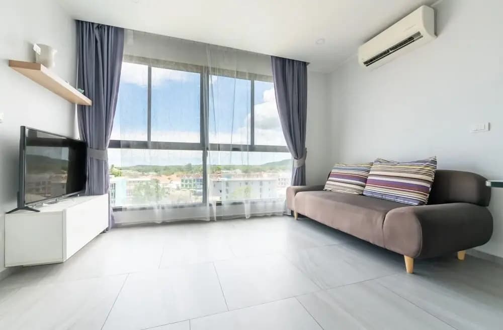 Sleek 2 Bed Apt T2-818 - photo 1
