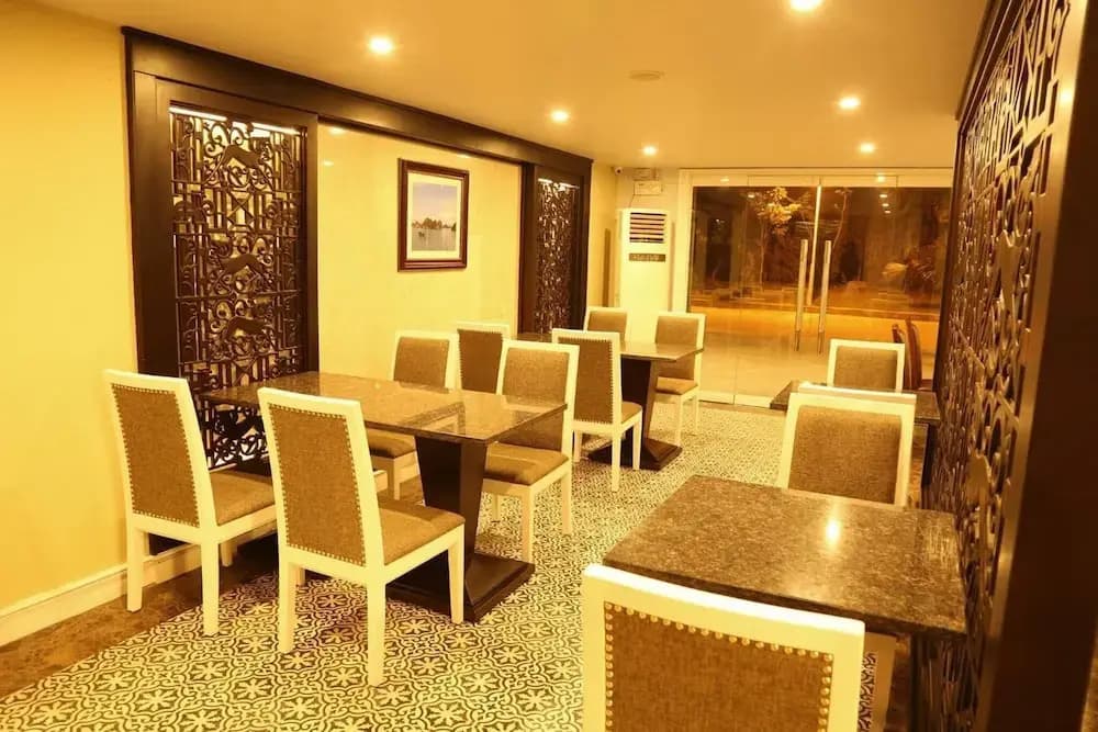 Dragon Hotel - photo 14