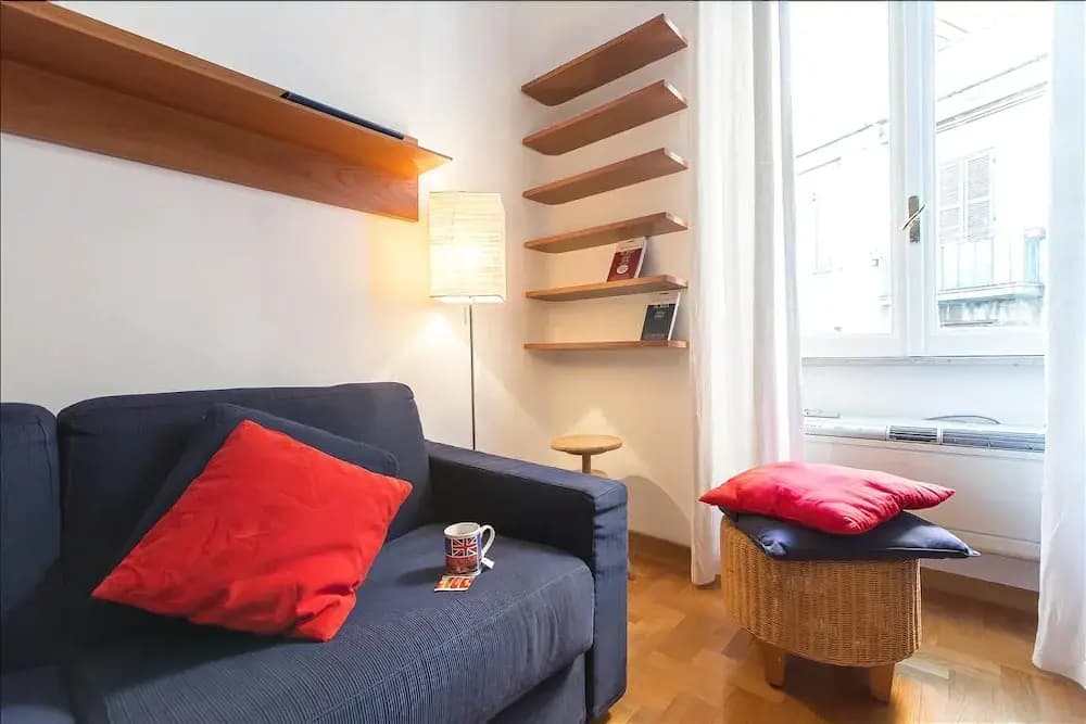 Bright and quiet Halldis apartment with small balcony - main photo