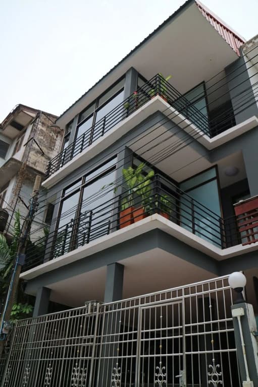 Nine Place Sukhumvit 46 - main photo