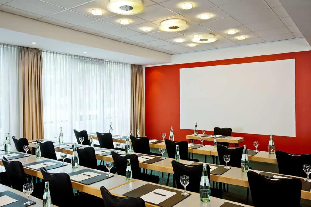 iStay by NH Berlin City Ost Hotel - photo 11