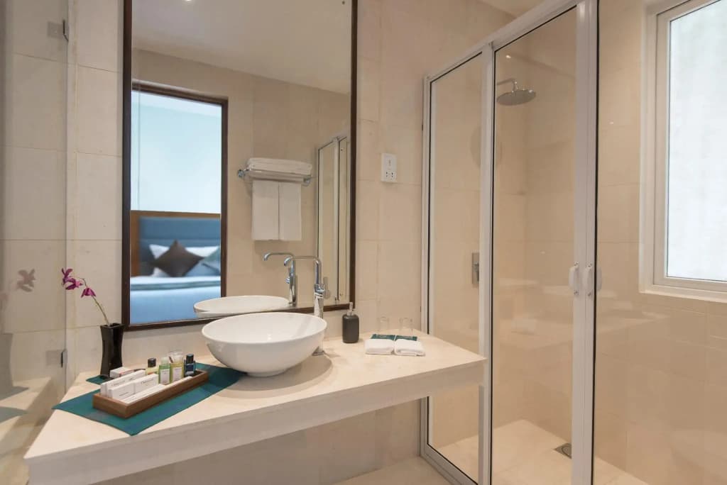 Ocean Edge Suites & Hotel Colombo - photo 11