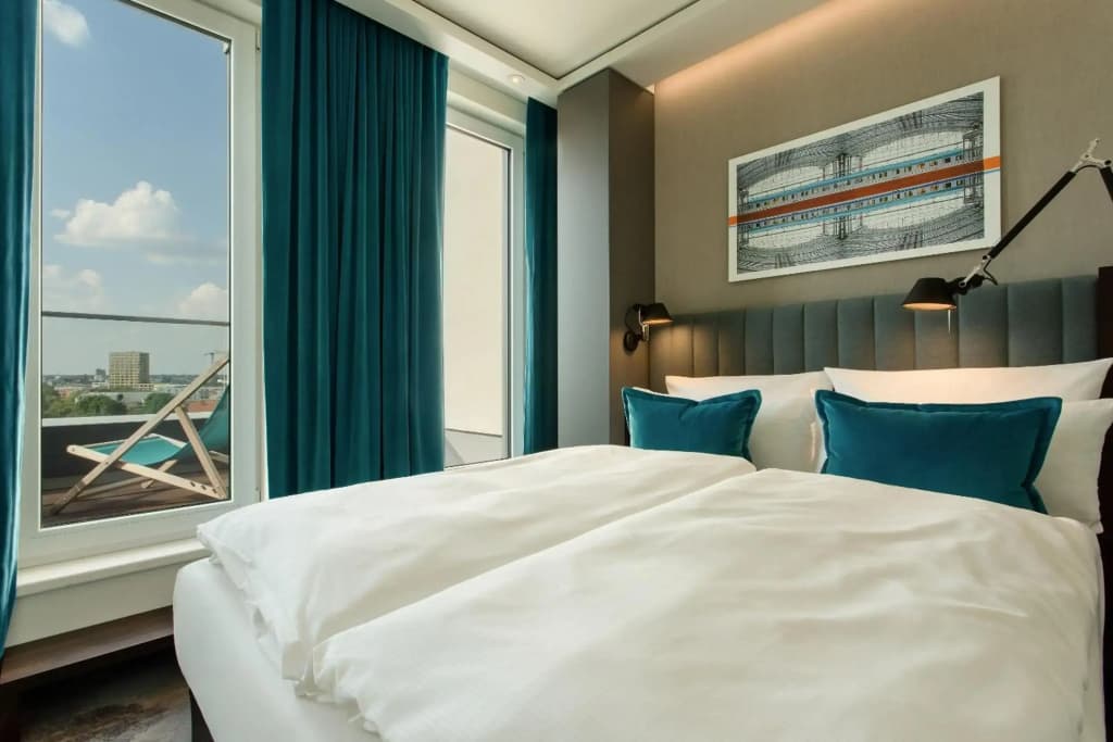 Motel One Berlin-Hauptbahnhof - photo 49