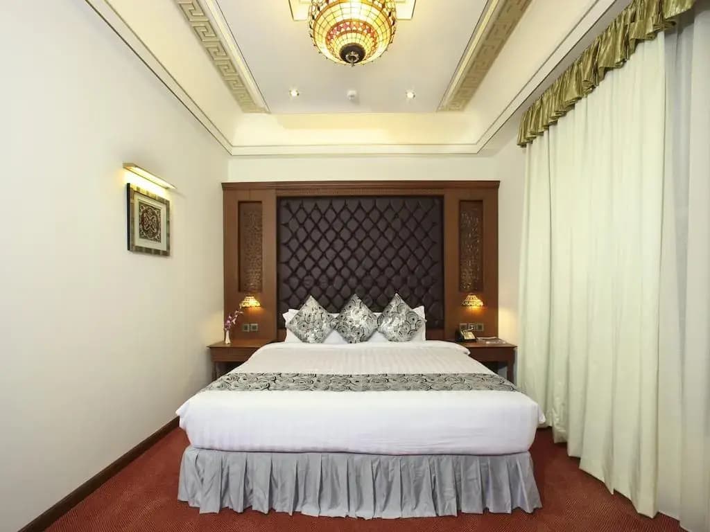 Platinum Hotel - photo 6