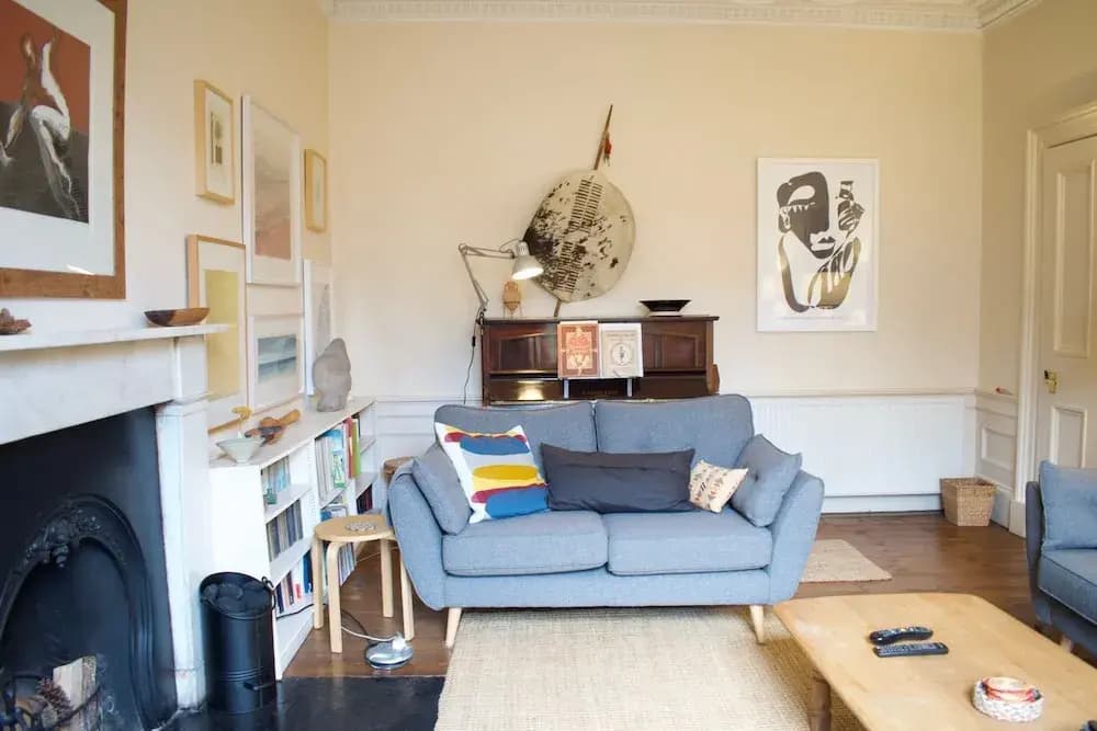 Stylish Georgian Apartment in Leith - photo 9