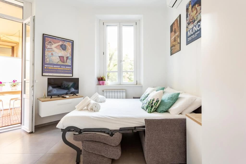 new studio apartment sauro orange - photo 1