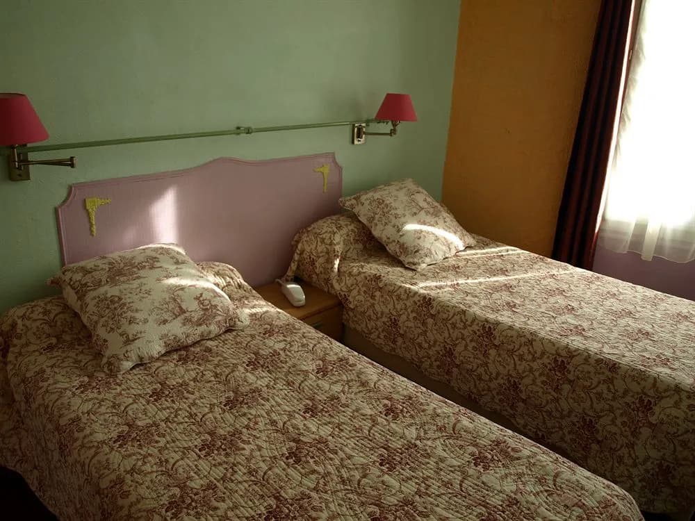 Marys Hotel - photo 5