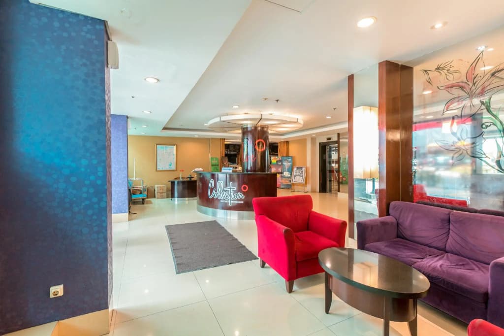 Collection O 7 Hotel Melawai - main photo