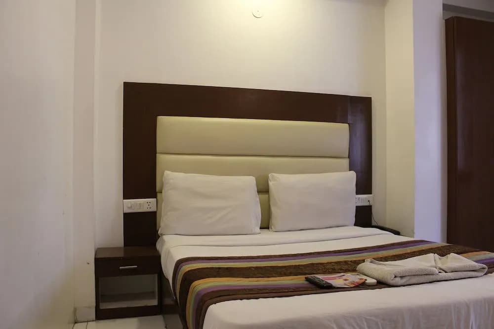 Hotel Opal Inn - photo 23