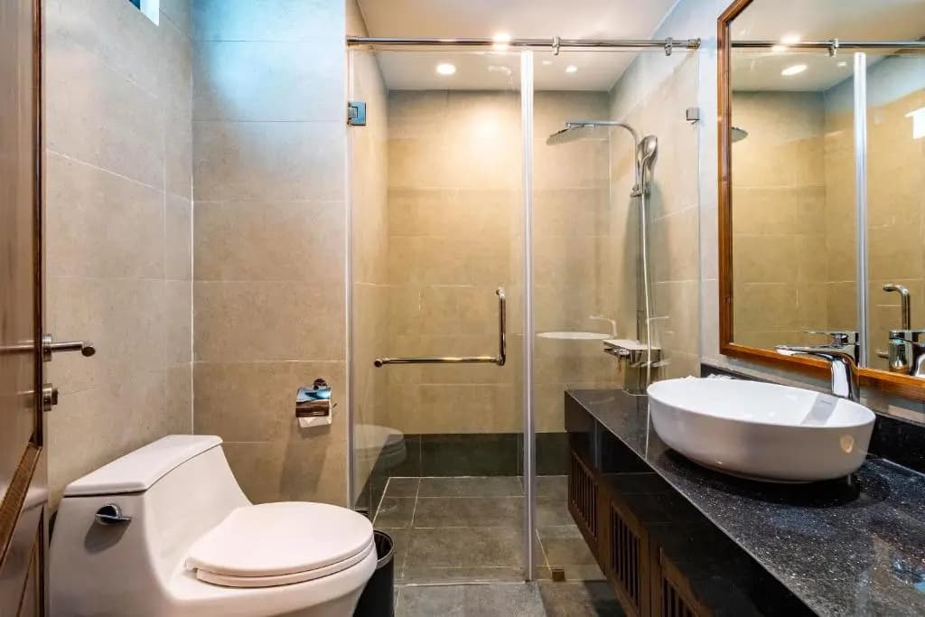 Sea Breeze Condotel Danang - photo 8