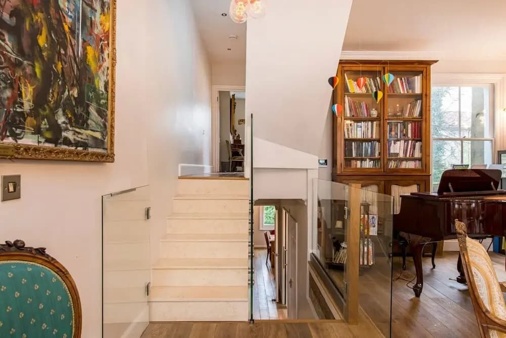 Excellent 4 Bed Apartment For Your Perfect Stay! - photo 8