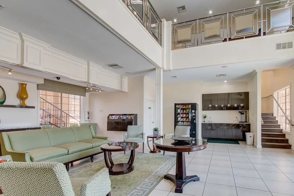 Emerald Suites - Las Vegas - photo 2