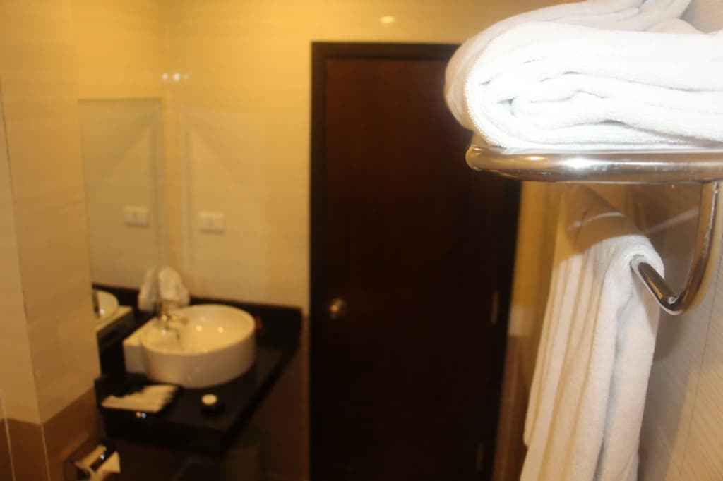 HSB Office and Apartment - photo 9