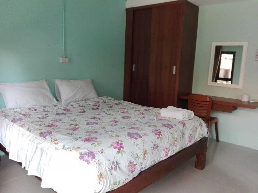 Pattana House - main photo