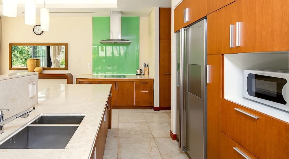 Johnny's Apartment & Ocean Villa - photo 21