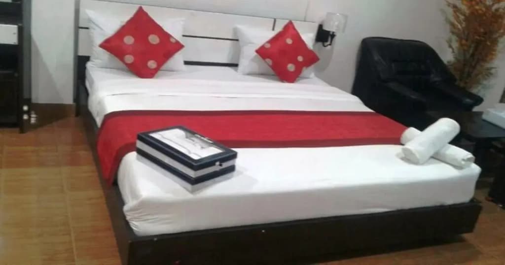 Hotel Valentine - photo 2