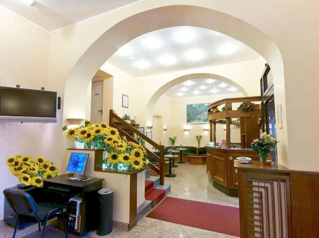 Pavone Hotel  - photo 2