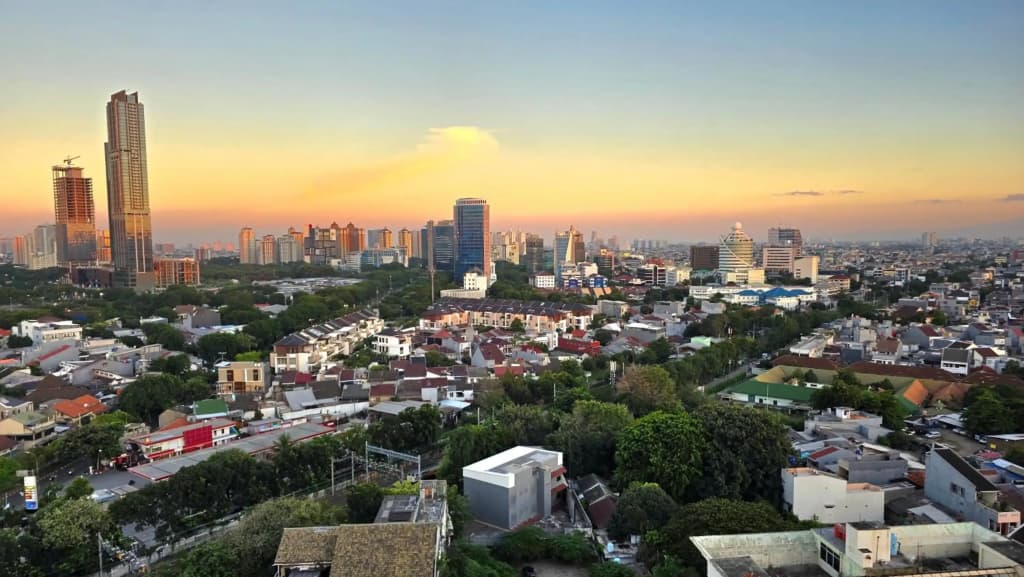 Studio17b Elpis Kemayoran Sunrise View Free Netflix, Disney Hotstar & PrimeVideo - photo 19