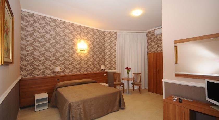 Hotel Pelliccioni - photo 11