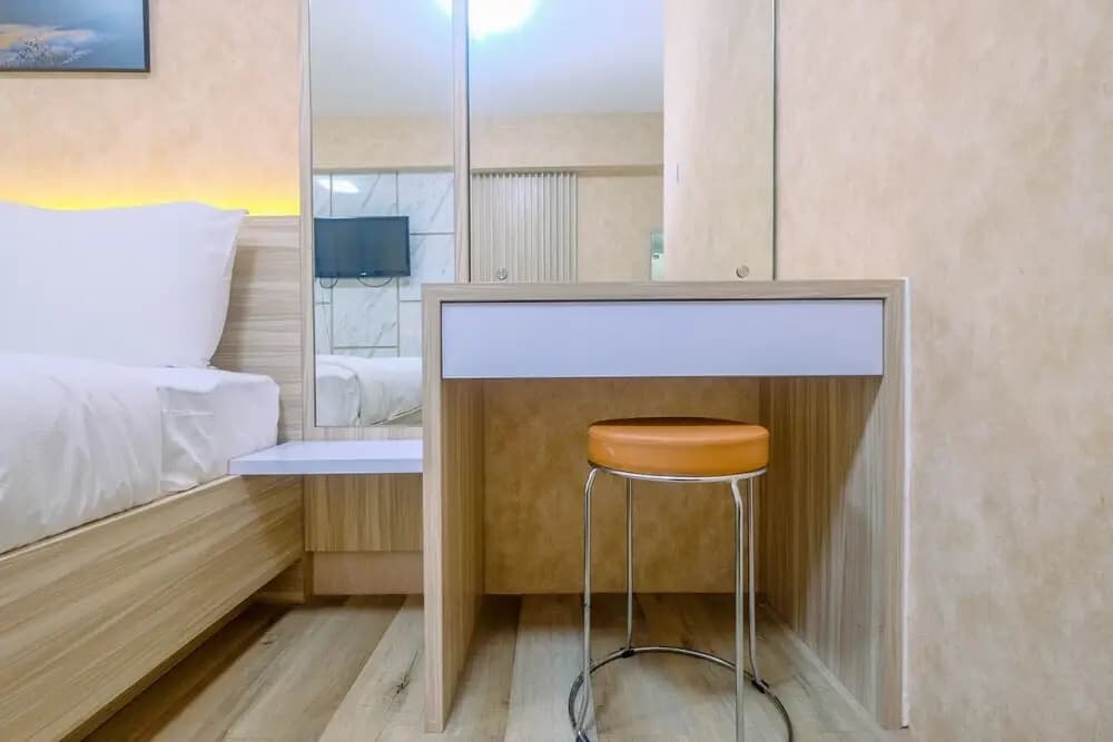 Elegant Studio (No Kitchen) Apartment at Green Bay Pluit - photo 5