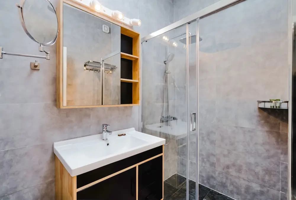 Sanders Home Suites - Charming Downtown Studio - photo 13