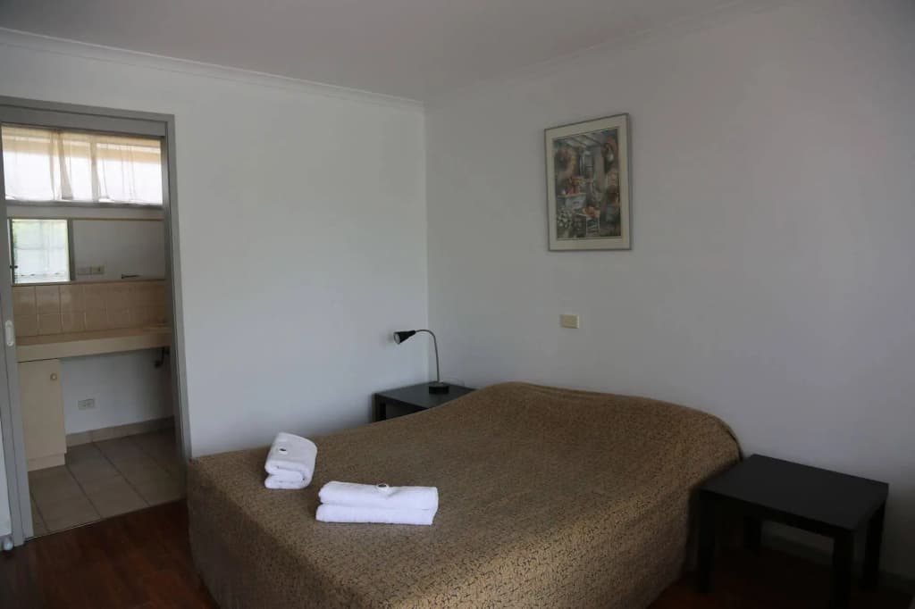 Beaconsfield Lodge Motel - photo 14