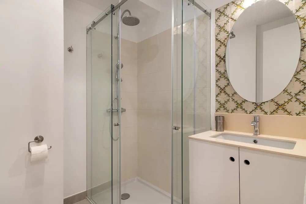 Portuguese Modern Style Flat - photo 9