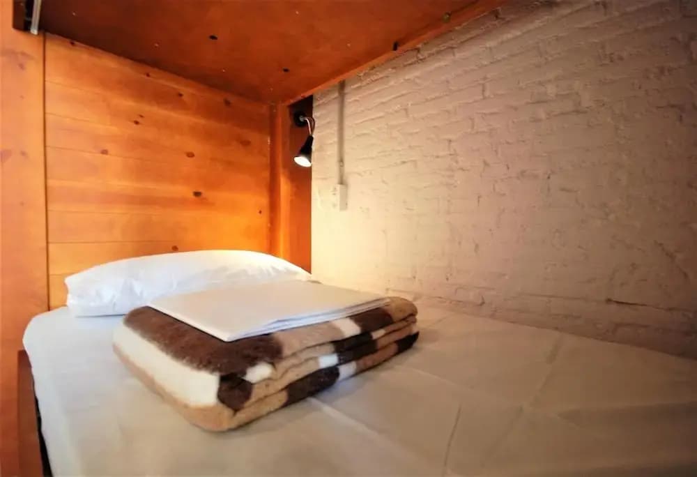 Ten To Go Hostel - photo 25