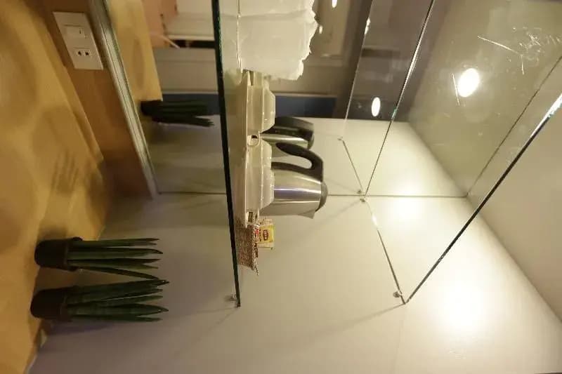 Patong Beachfront Boutique Hotel - photo 3