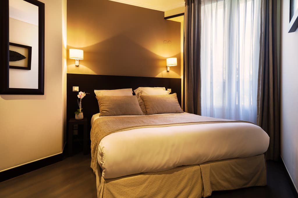 Hotel Arc Elysees - photo 2