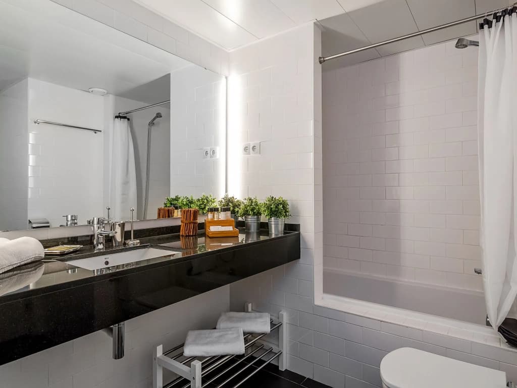 UD Rambla Suites & Pool 41 (1BR) Suite - photo 7