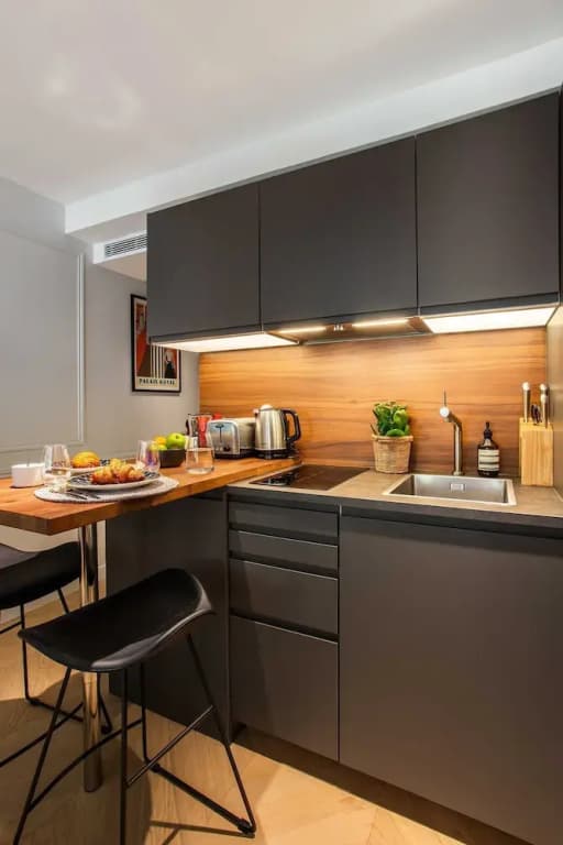 Magnificent 1 Room Apartment - photo 14