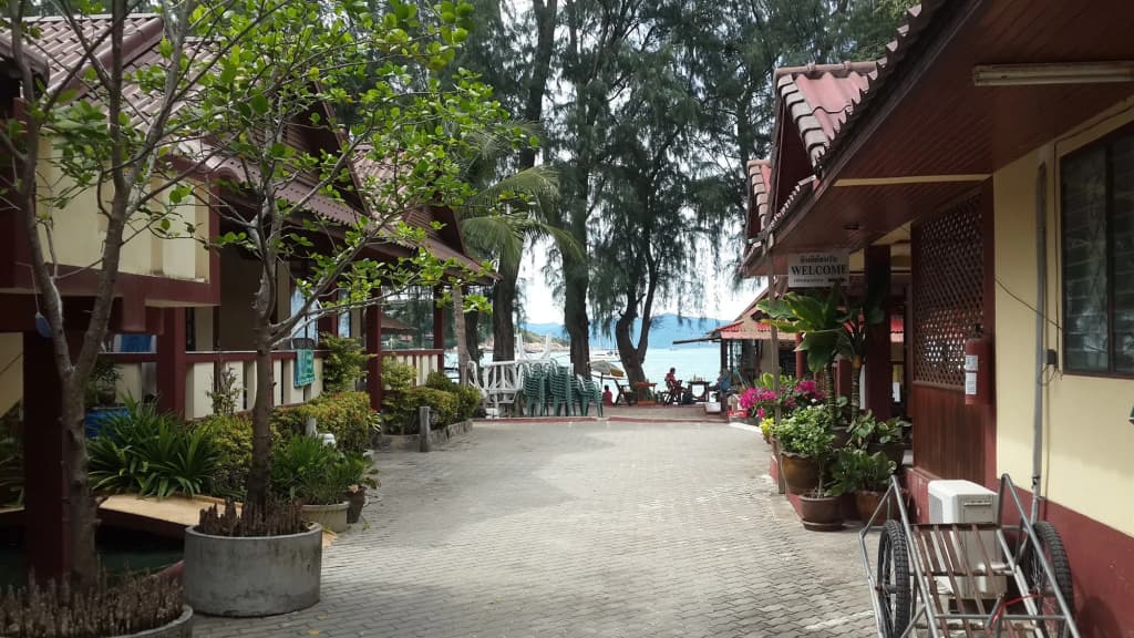 Island View Bungalows - photo 6