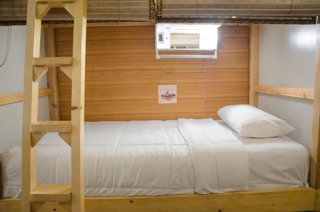 Bed & Butler Hostel - photo 3