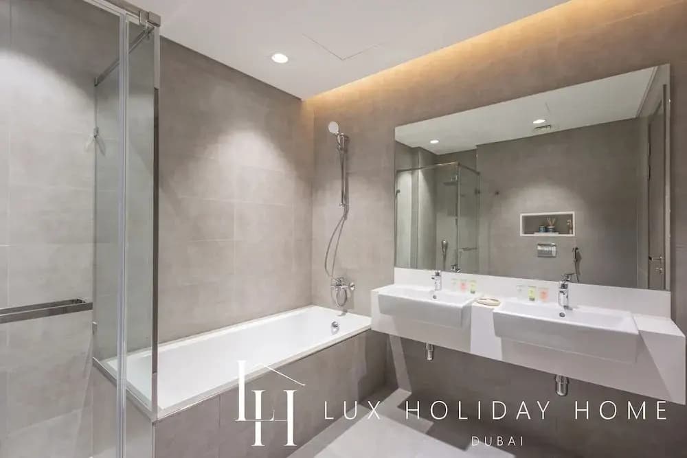LUX The Burj Khalifa Lagoon View Suite 4 - photo 11