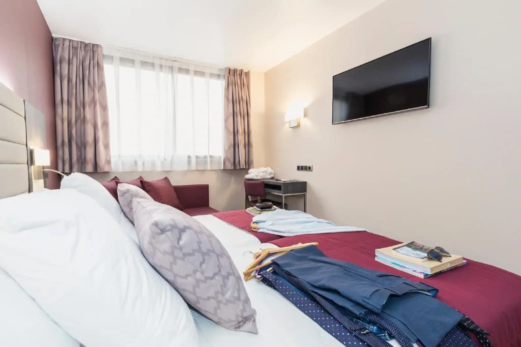 Ronda Lesseps Hotel  - photo 6