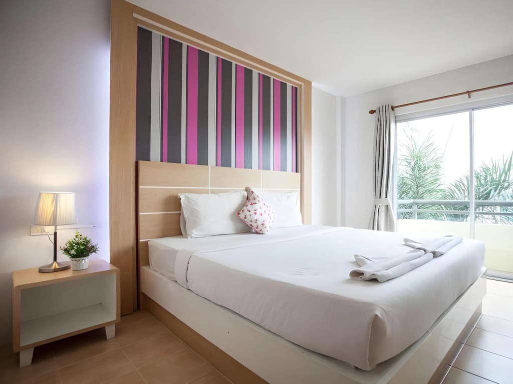 The Greenery Hotel - photo 3
