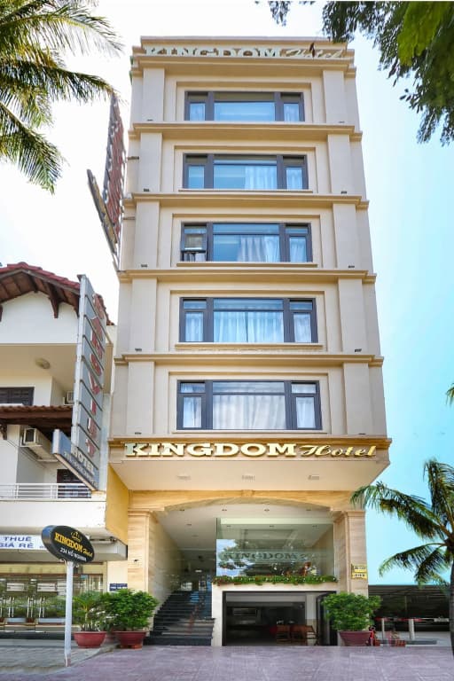 Kingdom Hotel - main photo