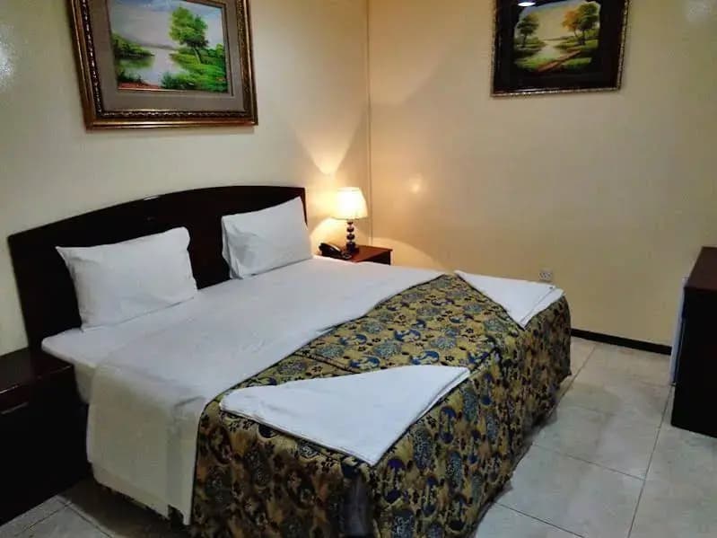 Deira Palace Hotel - photo 3