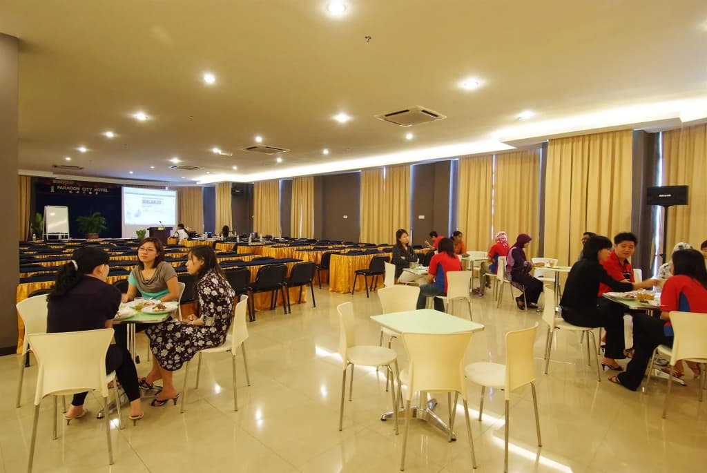 Paragon City Hotel - photo 12